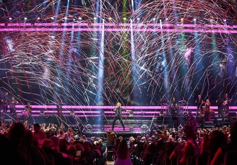 Выстрел серпантина